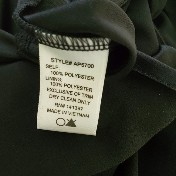 ASTR Romper Boho Crochet Chiffon Wrap Romper Black M/L - Picture 8 of 8